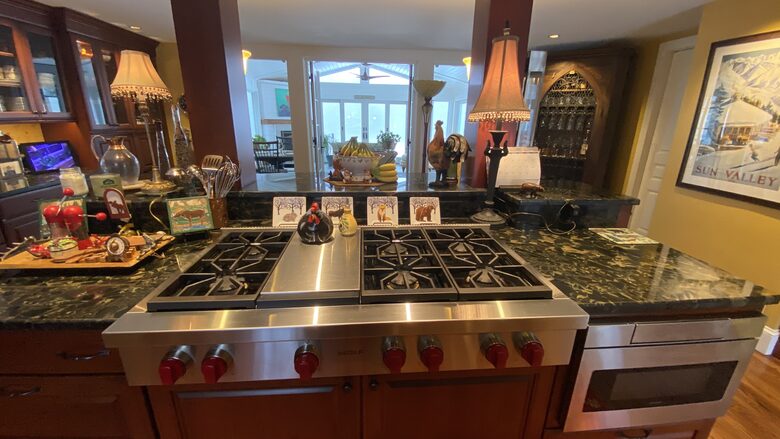 Irish Country Estate In The Berkshires - Pittsfield, Massachusetts