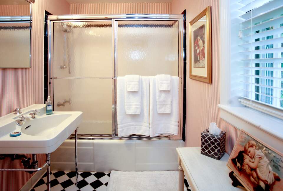 Irish Country Estate In The Berkshires - Pittsfield, Massachusetts