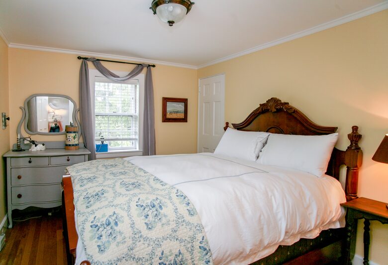 Irish Country Estate In The Berkshires - Pittsfield, Massachusetts