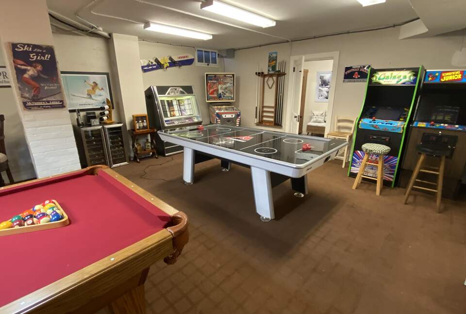 Irish Country Estate In The Berkshires - Pittsfield, Massachusetts