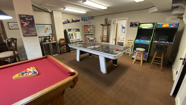 Irish Country Estate In The Berkshires - Pittsfield, Massachusetts