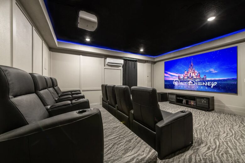 Whimsical West Village Villa - Reunion, Florida