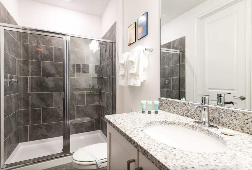 Whimsical West Village Villa - Reunion, Florida