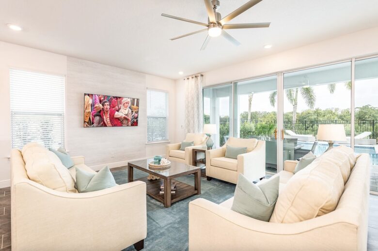 Whimsical West Village Villa - Reunion, Florida