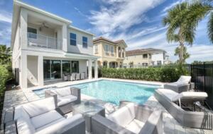 Whimsical West Village Villa - Reunion, Florida