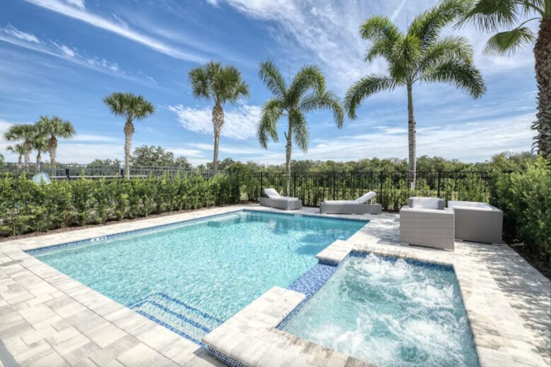 Whimsical West Village Villa - Reunion, Florida