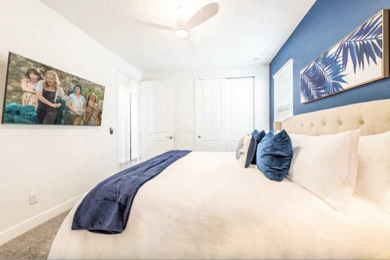 Whimsical West Village Villa - Reunion, Florida