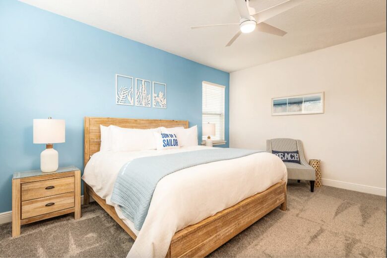 Whimsical West Village Villa - Reunion, Florida