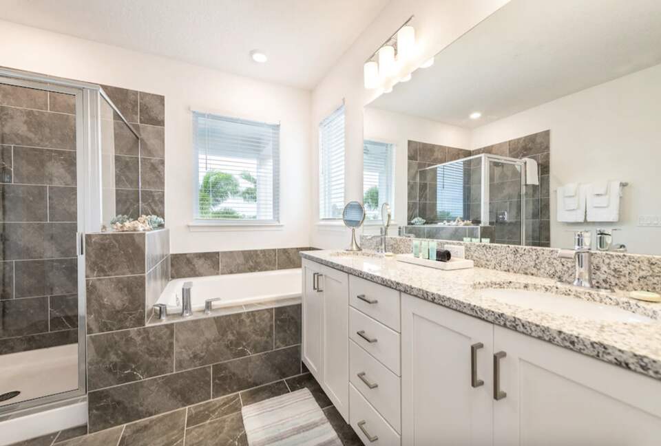 Whimsical West Village Villa - Reunion, Florida