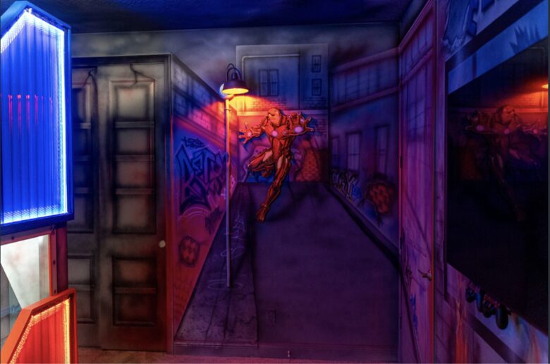 Whimsical West Village Villa - Reunion, Florida