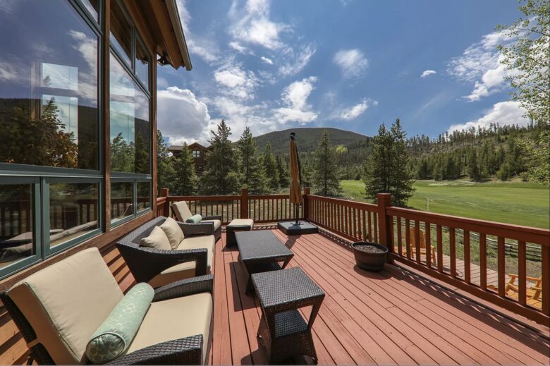 Elk Circle Luxury Mountain Home - Close to all Summit County Skiing! - Dillon, Colorado