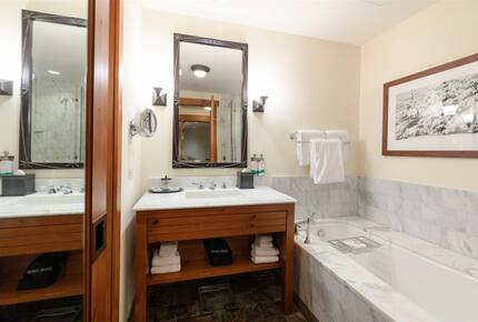 The Lodge at Spruce Peak - 2BR - Stowe, Vermont