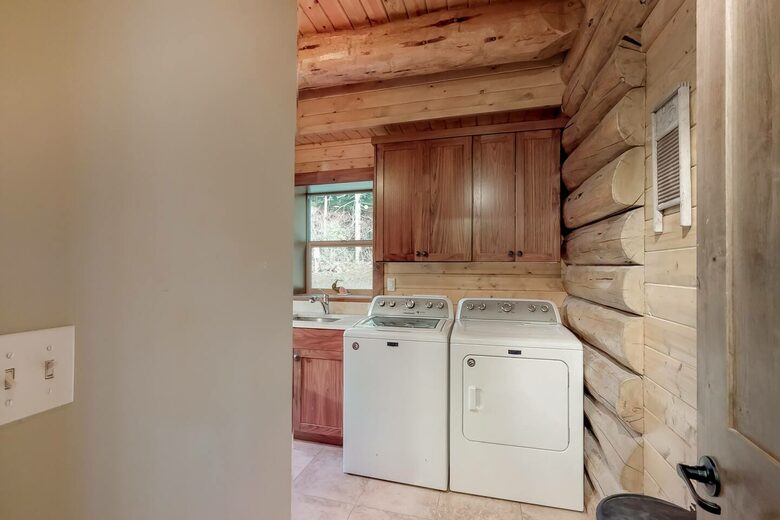 Black Forest Cabin - Leavenworth, Washington