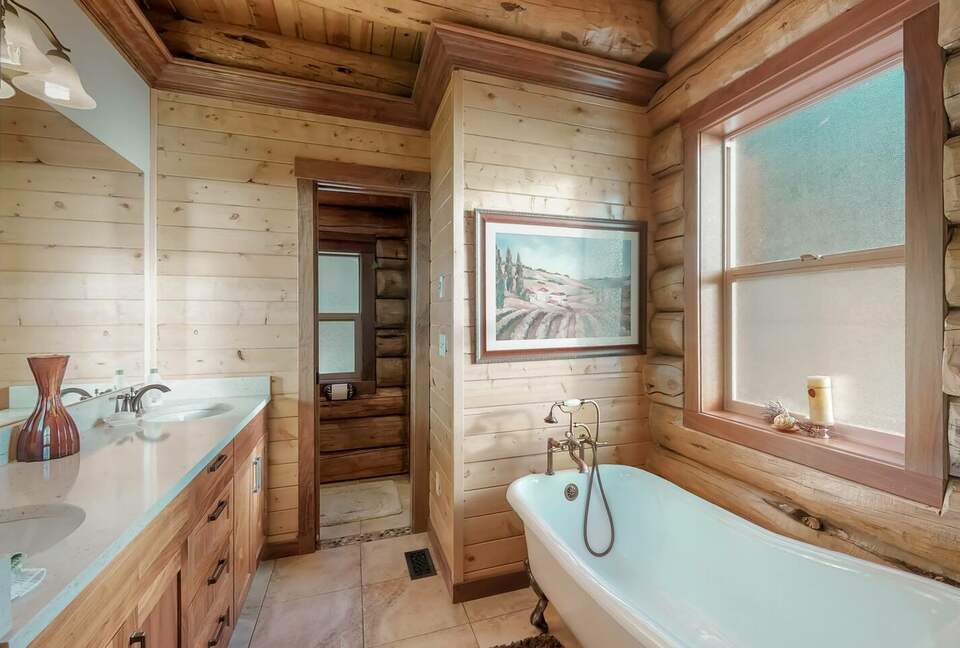 Black Forest Cabin - Leavenworth, Washington