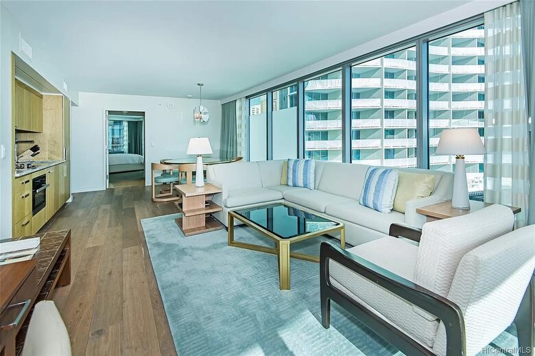 Ritz Carlton Waikiki - Honolulu, Hawaii