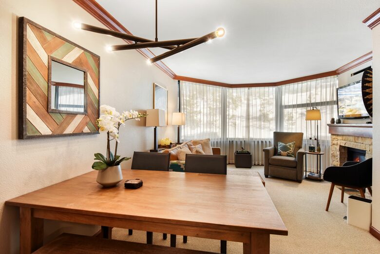 Ski-in/out - Everline Resort (formerly Resort at Squaw Creek) - Olympic Valley, California