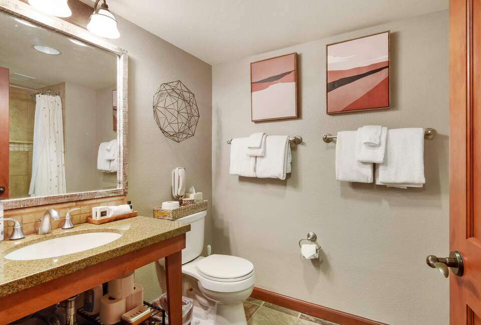 Ski-in/out - Everline Resort (formerly Resort at Squaw Creek) - Olympic Valley, California