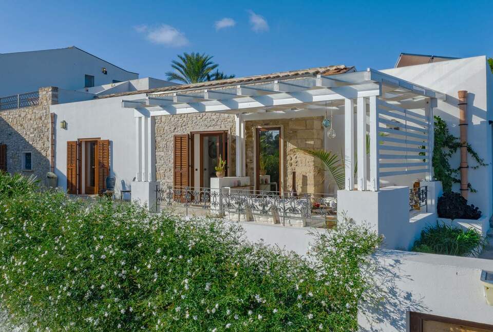 Villa Baglio Minaudo - Buseto Palizzolo, Italy