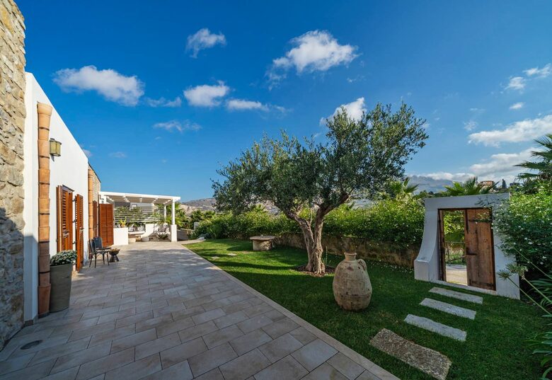 Villa Baglio Minaudo - Buseto Palizzolo, Italy