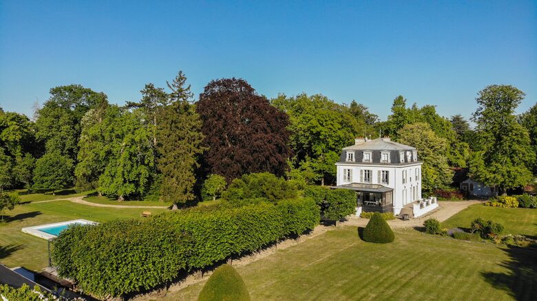 19c Mansion near Paris - Soisy sur Seine, France