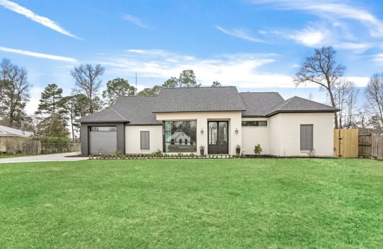 Modern Retreat with Great Views - Baton Rouge, Louisiana