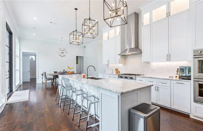 Modern Retreat with Great Views - Baton Rouge, Louisiana