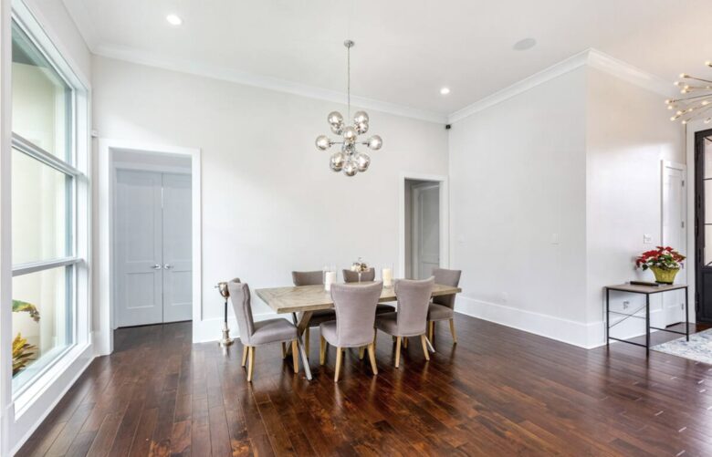 Modern Retreat with Great Views - Baton Rouge, Louisiana