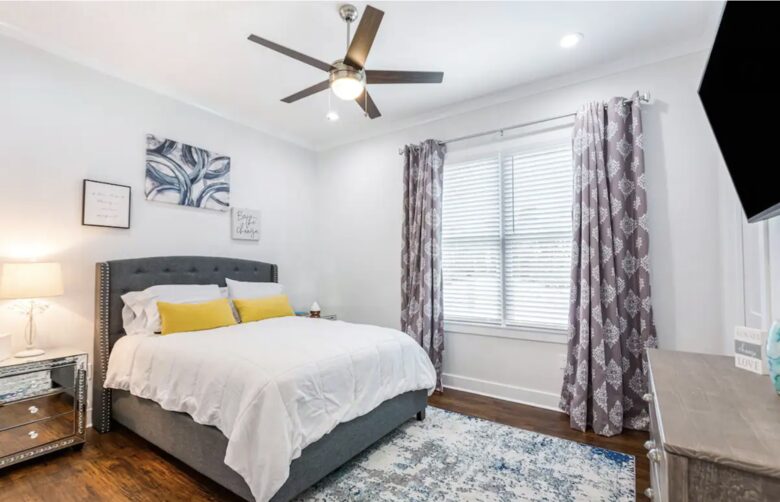 Modern Retreat with Great Views - Baton Rouge, Louisiana