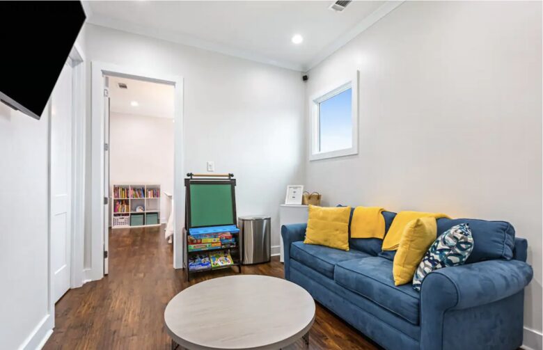 Modern Retreat with Great Views - Baton Rouge, Louisiana