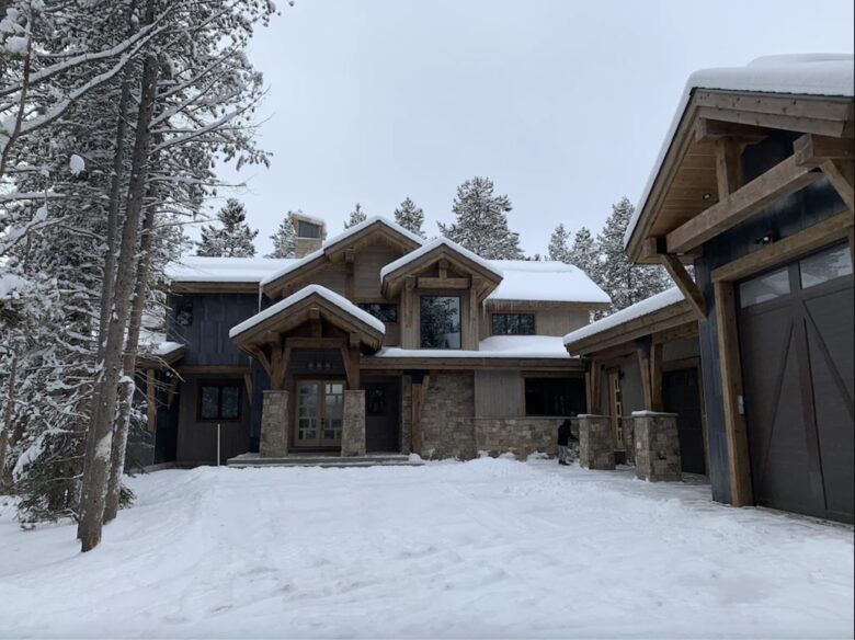 Bill's Island Waterfront Cabin - Island Park, Idaho