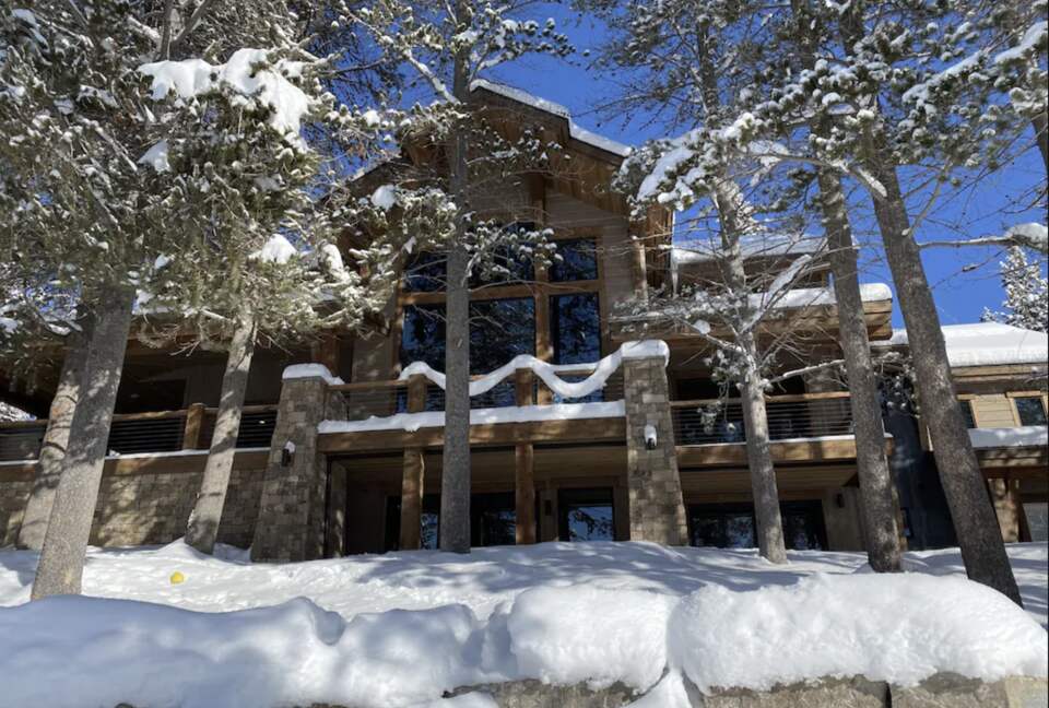 Bill's Island Waterfront Cabin - Island Park, Idaho