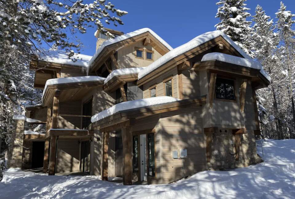 Bill's Island Waterfront Cabin - Island Park, Idaho