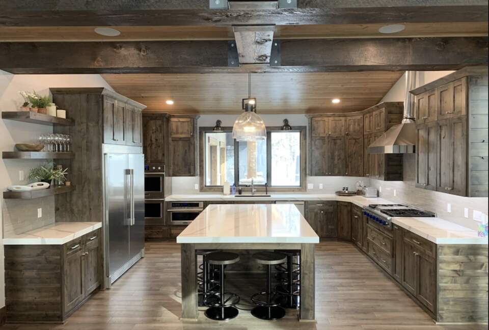 Bill's Island Waterfront Cabin - Island Park, Idaho