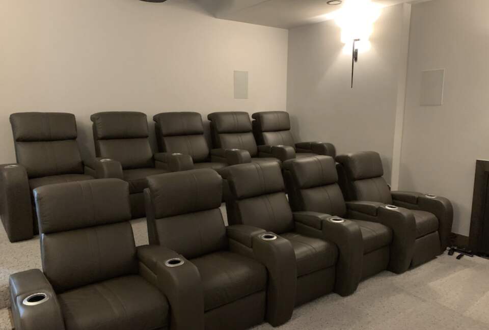 Bill's Island Waterfront Cabin - Island Park, Idaho