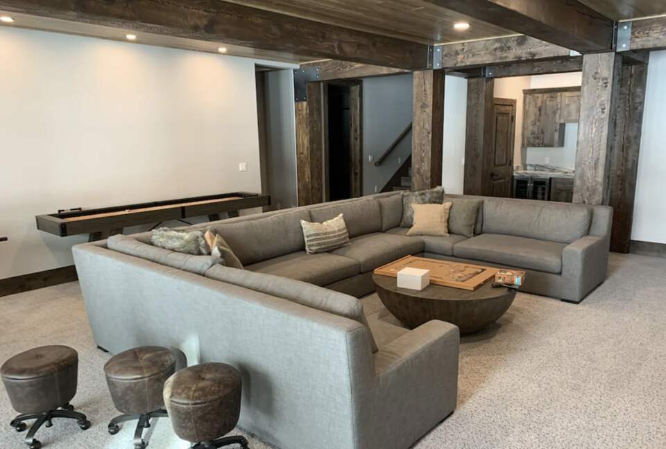 Bill's Island Waterfront Cabin - Island Park, Idaho