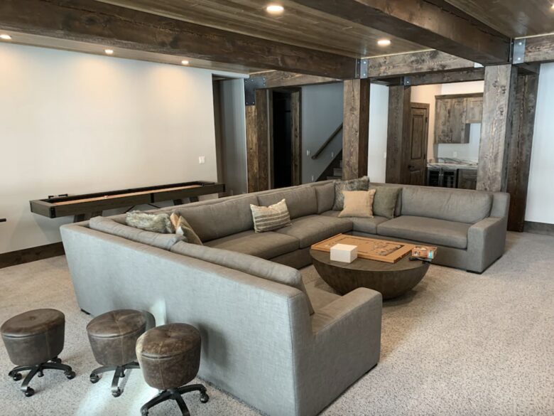 Bill's Island Waterfront Cabin - Island Park, Idaho