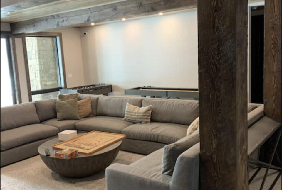 Bill's Island Waterfront Cabin - Island Park, Idaho