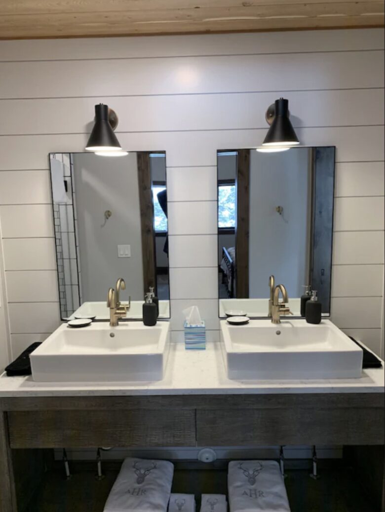 Bill's Island Waterfront Cabin - Island Park, Idaho