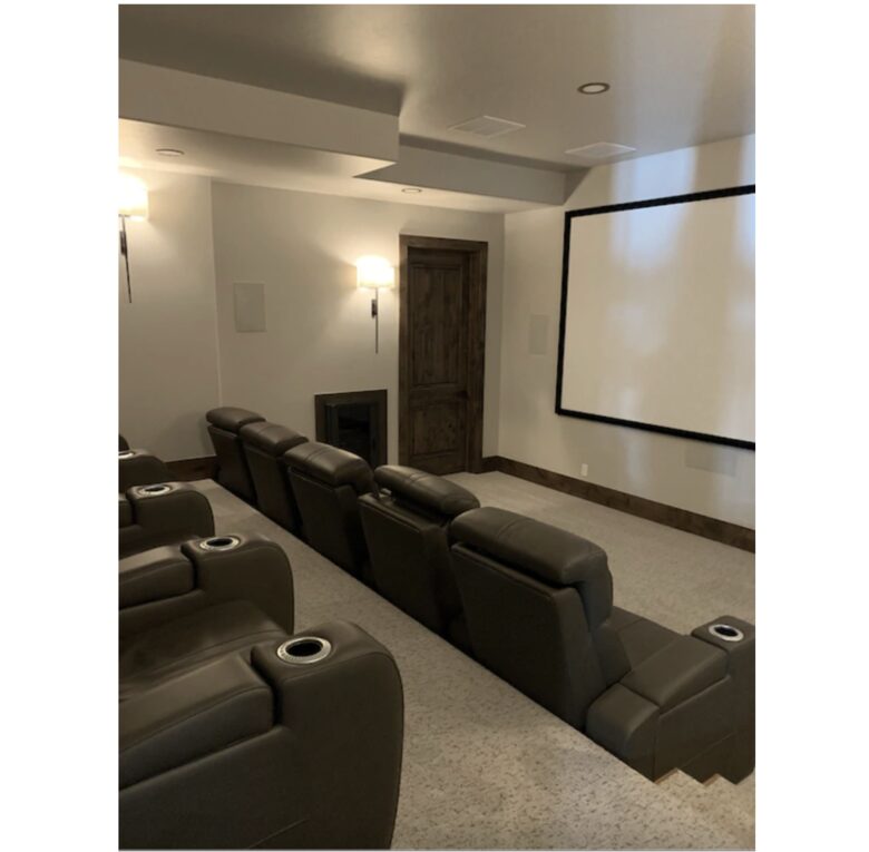 Bill's Island Waterfront Cabin - Island Park, Idaho