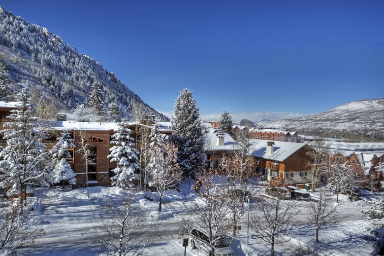 Aspen: 3 Bedroom Condominium/Townhome - Aspen, Colorado
