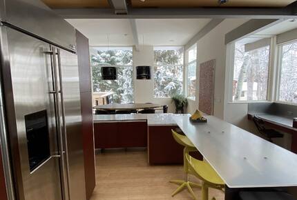 Scenic Solitude in Aspen - Aspen, Colorado