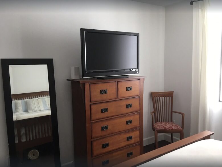 Pacific Beach Paradise - 4 BR - San Diego, California