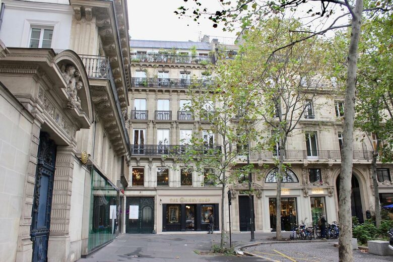 Paris Rooftop Apartment in La Madeleine - Paris, France