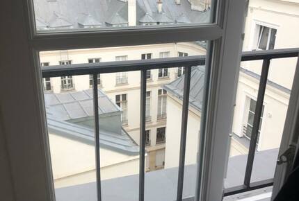 Paris Rooftop Apartment in La Madeleine - Paris, France