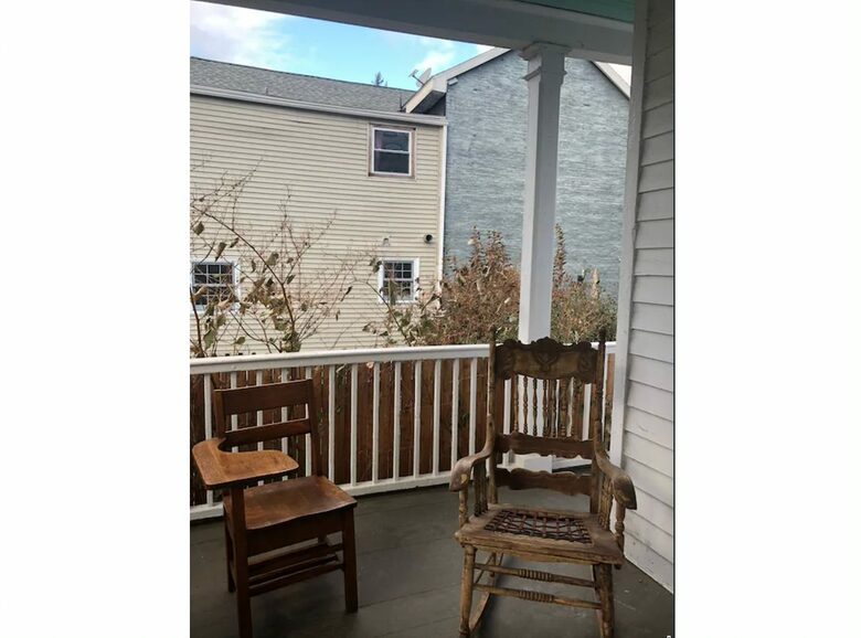 Downtown Hudson Valley Retreat - Hudson, New York