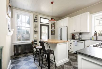 Downtown Hudson Valley Retreat - Hudson, New York