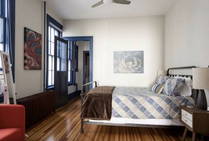 Downtown Hudson Valley Retreat - Hudson, New York