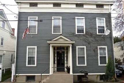 Downtown Hudson Valley Retreat - Hudson, New York