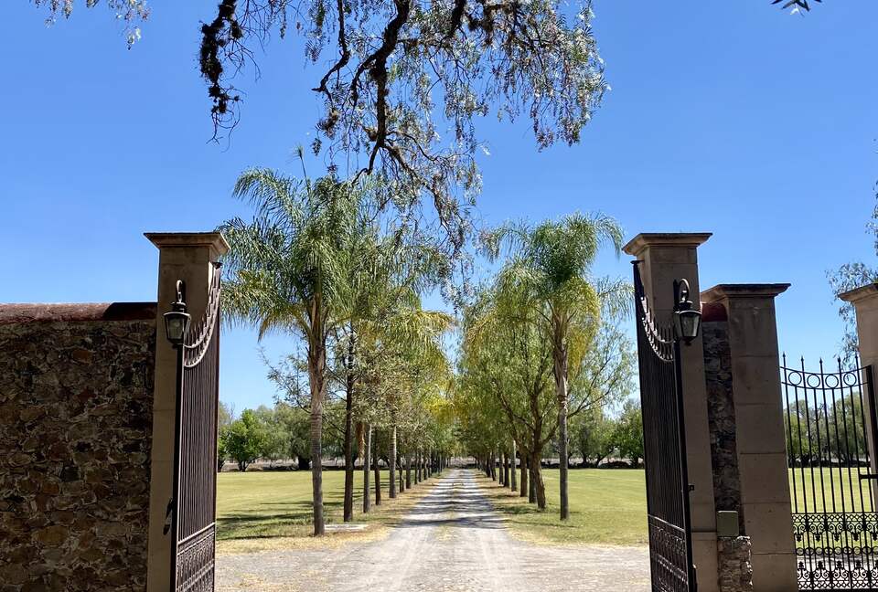 Luxury Mexican Hacienda Mesón Real De Plata - Santiago de Querétaro, Mexico