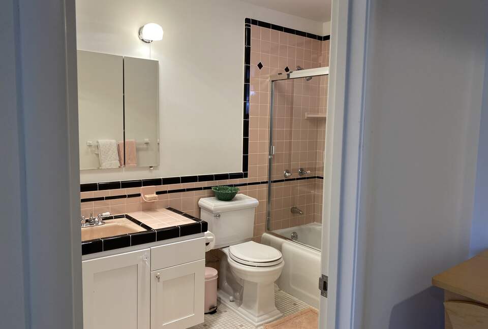 Mill Valley Bungalow - Mill Valley, California